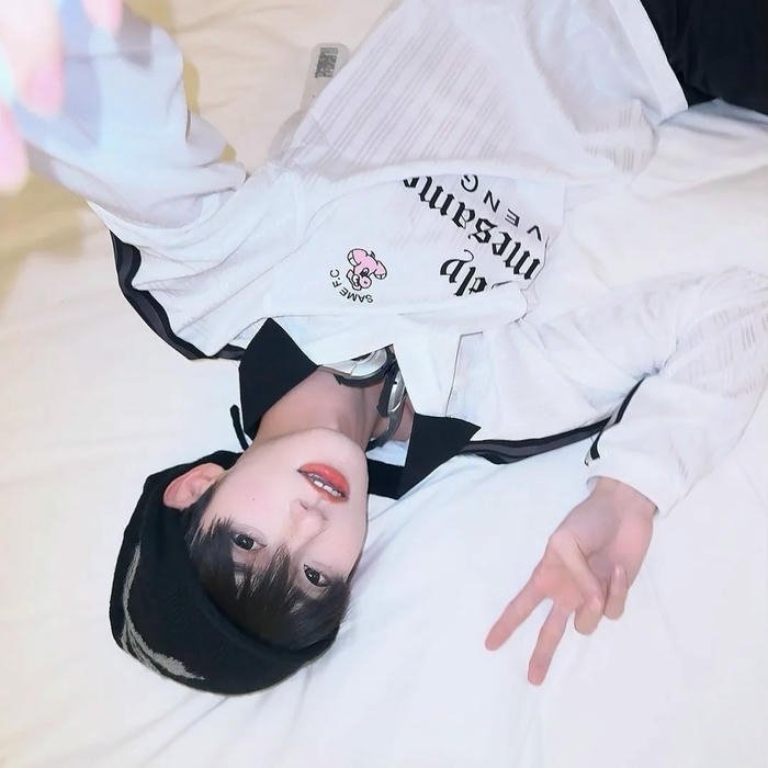 aesthetic Cute Boy DP