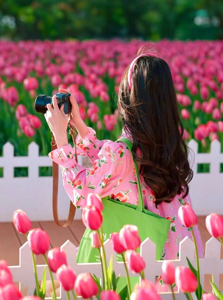 stylish alone girl dp 