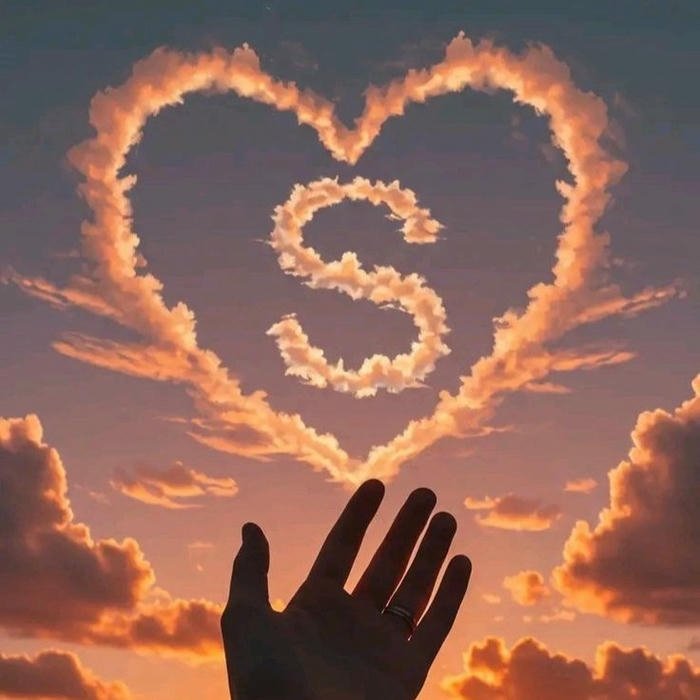 creative Cute S Letter DP