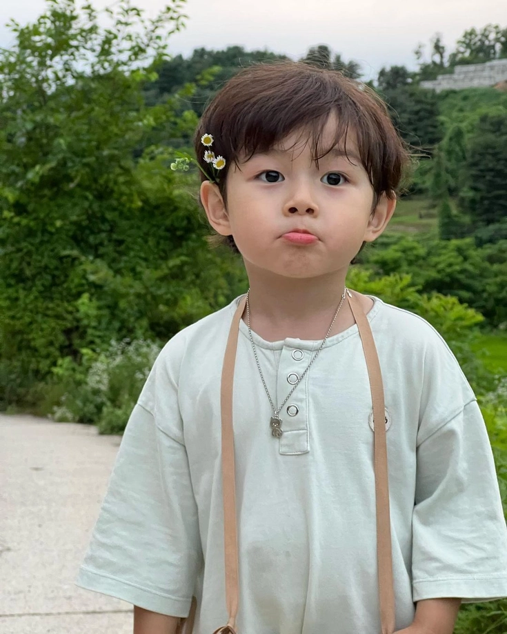 boy baby born dp
