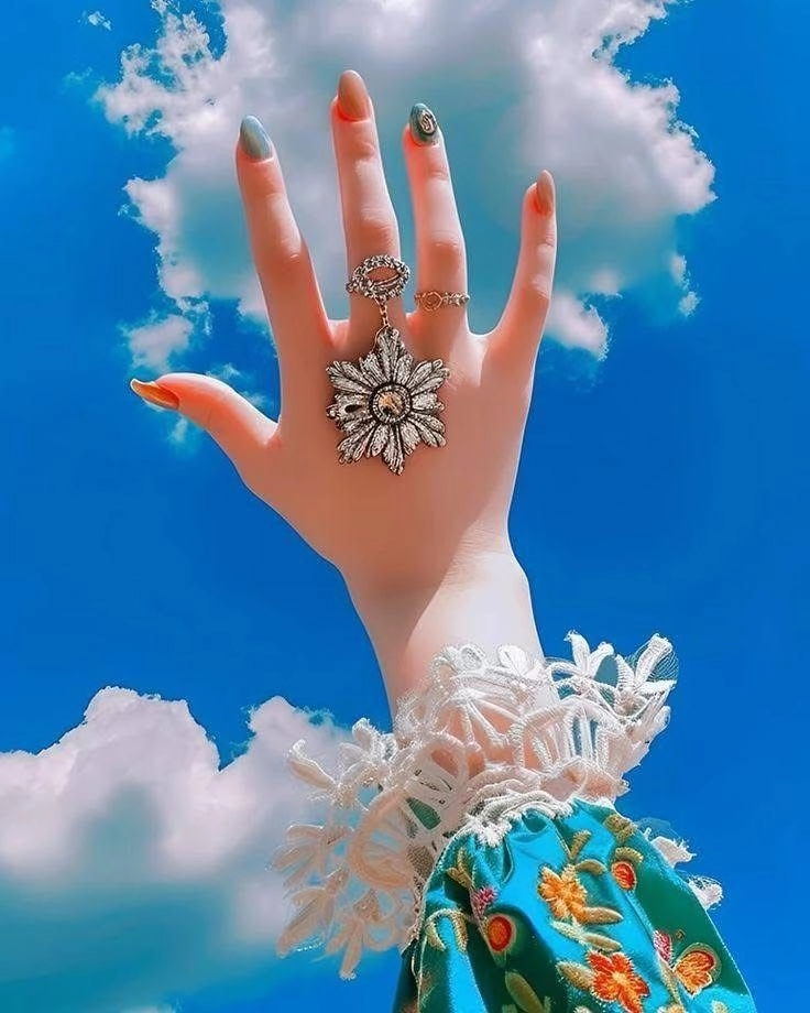 cute baby hands pics 