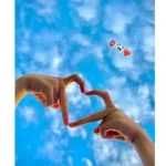 instagram couple hands pic for dp