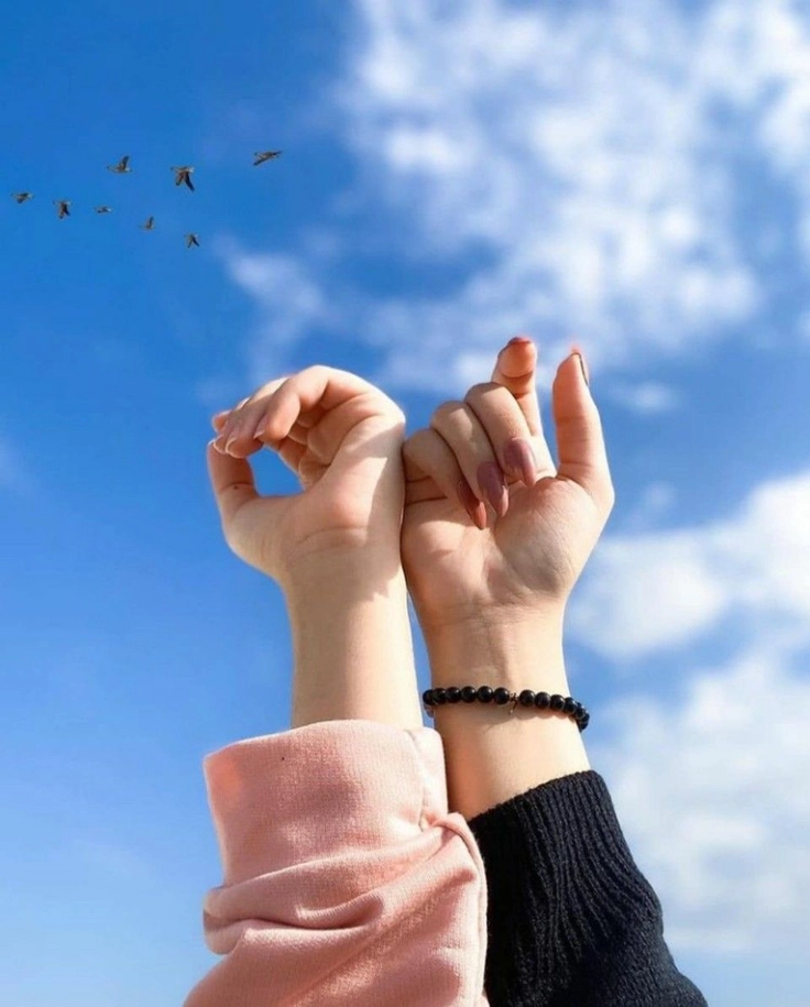 pics of beautiful hands for dp 
