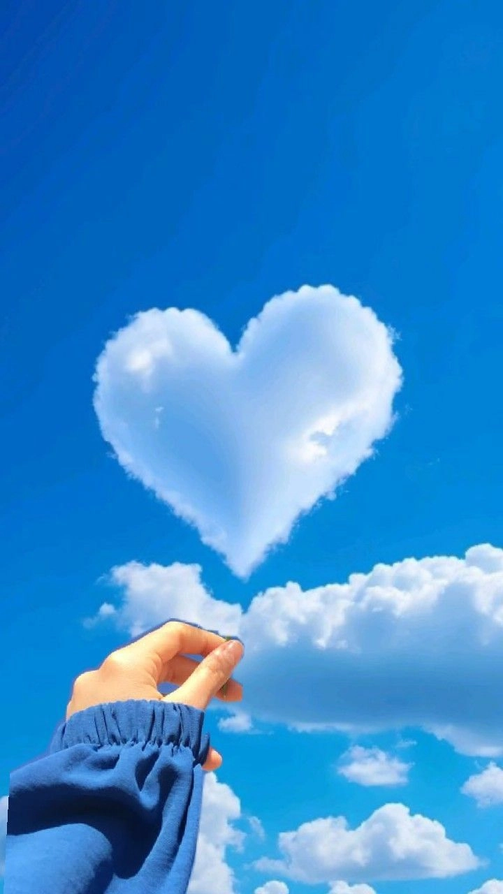 cute love heart dp