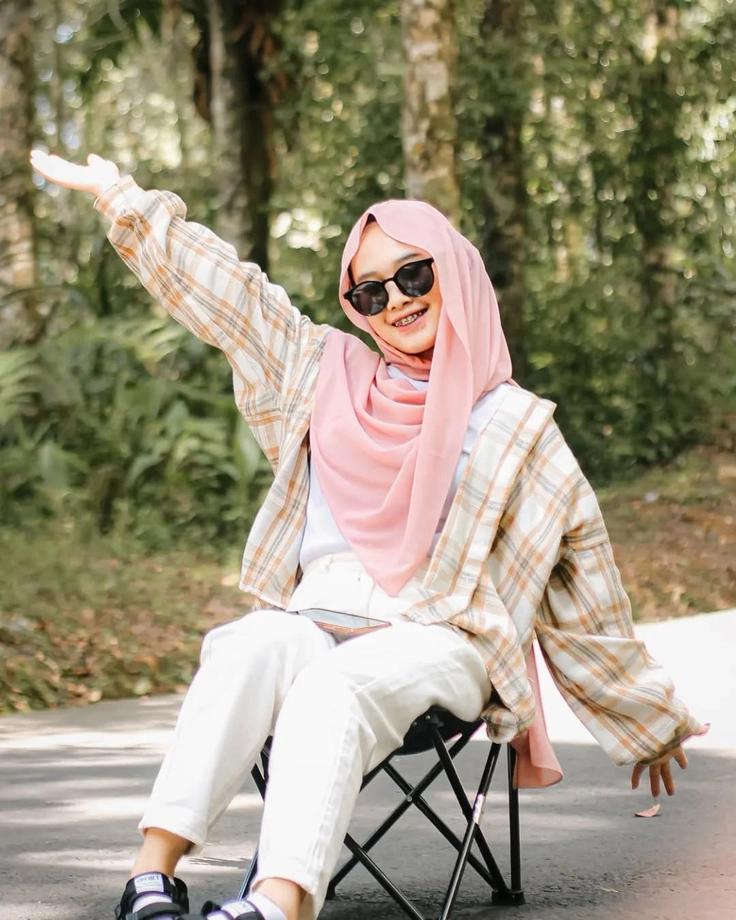 hijab girl profile picture