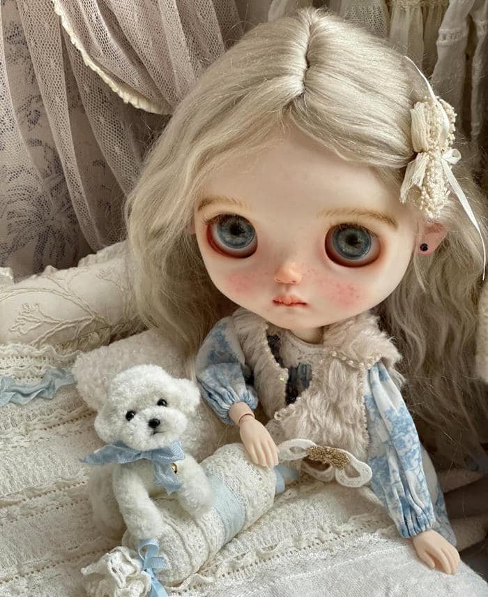 pretty doll dp image