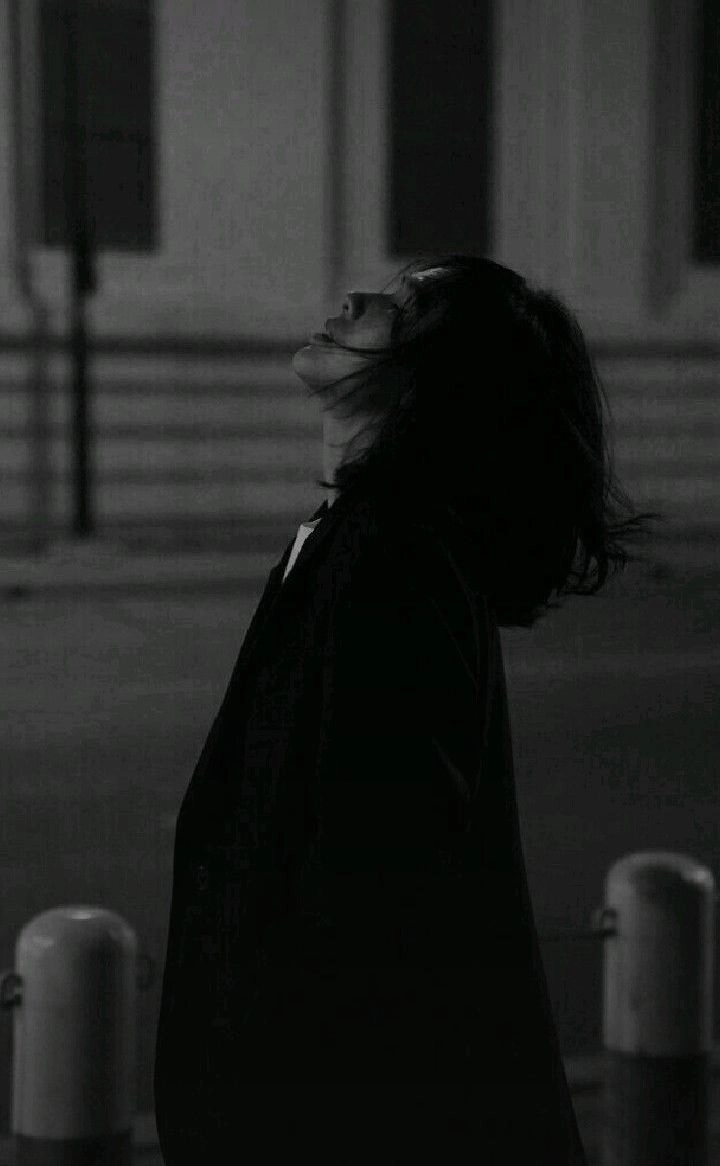 sad girl dp images