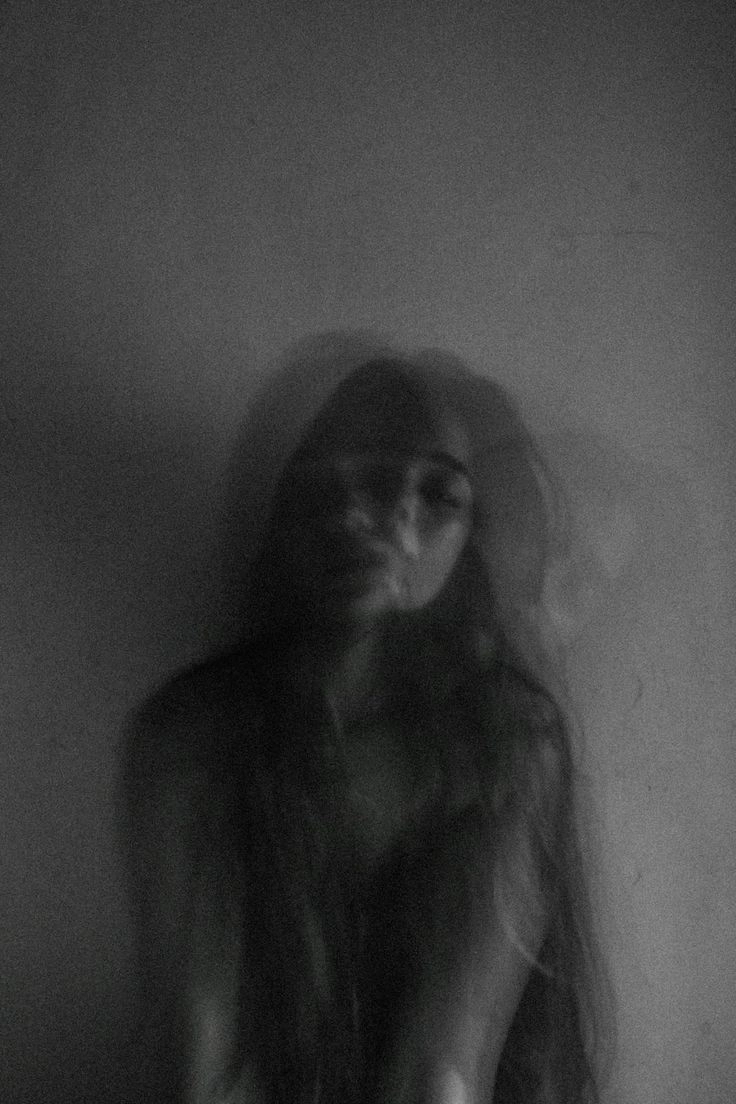 whatsapp dp sad girl pic