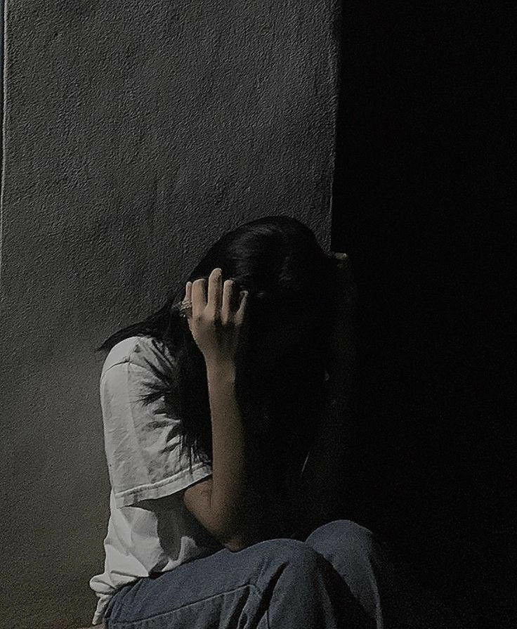 sad girl images for whatsapp dp