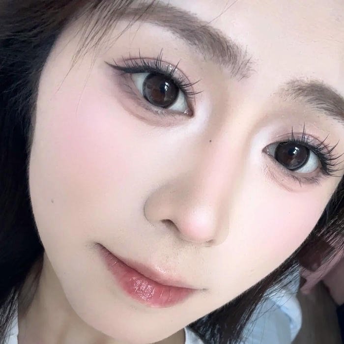 Girls Eyes DP download