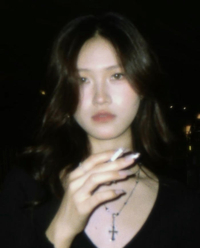 aesthetic blurry girl shot