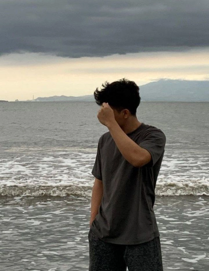 beach single boy dp