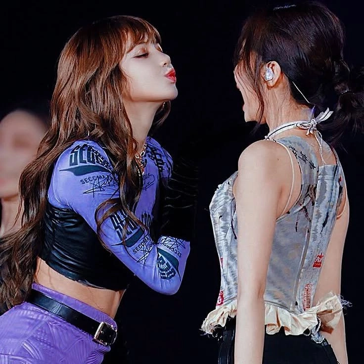 blackpink lisa cute pics download
