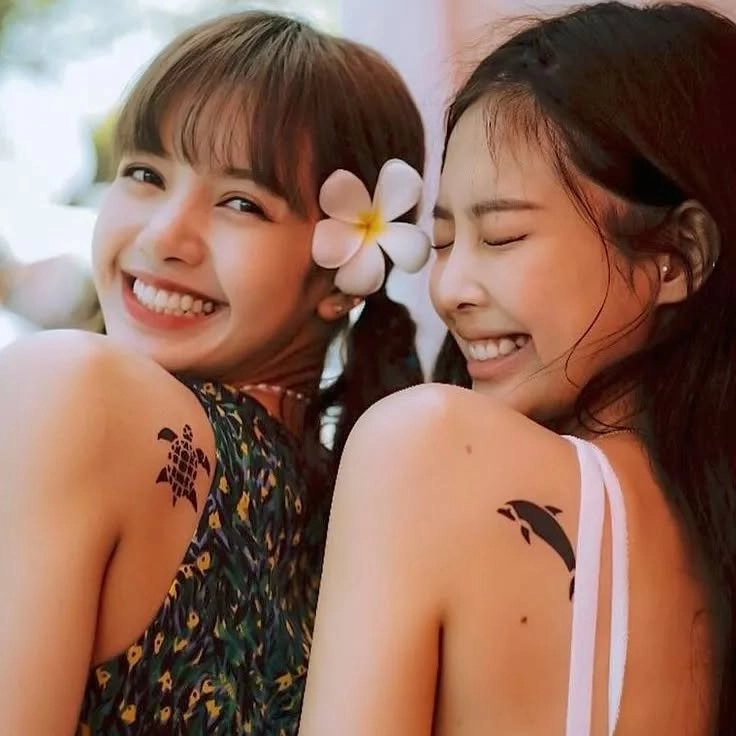 blackpink lisa cute photo