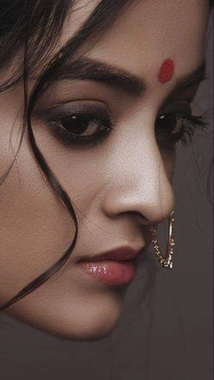 whatsapp profile girl eyes dp