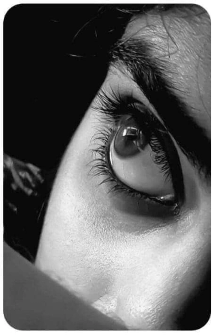 black eyes dp girl
