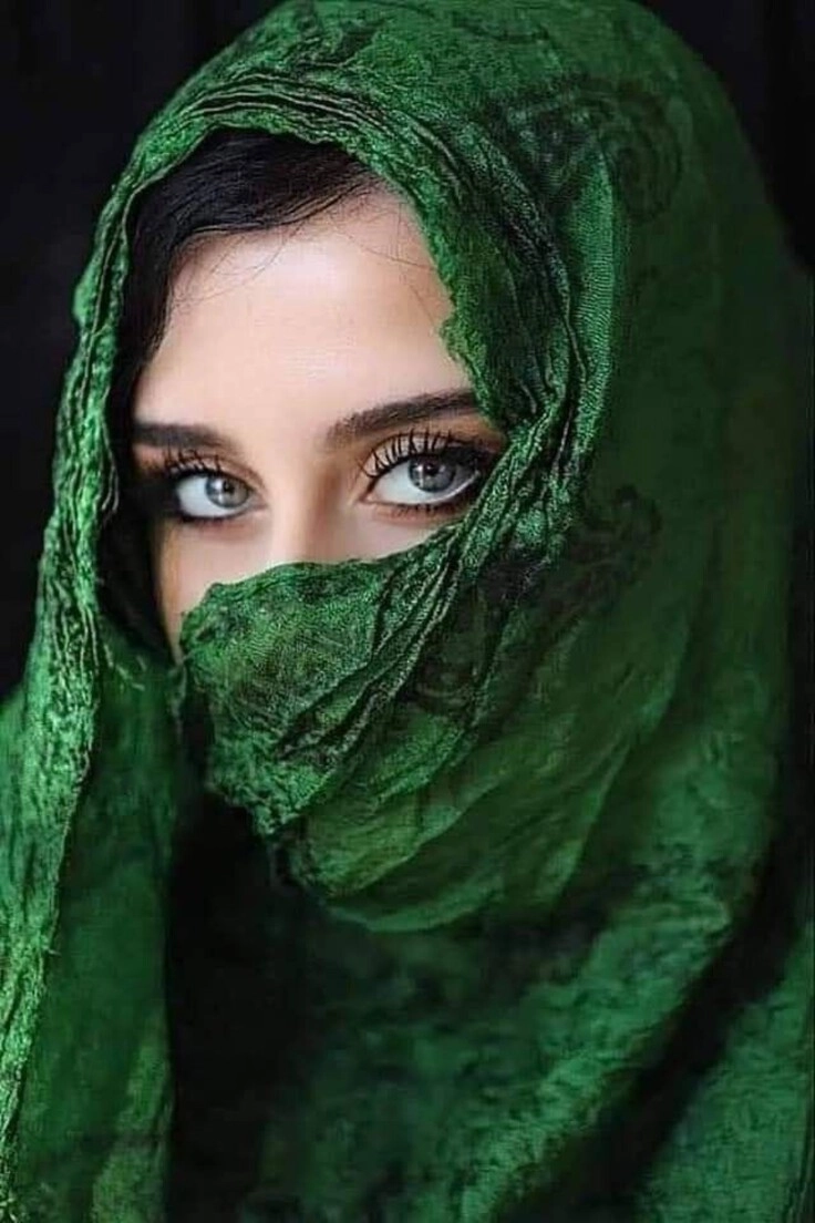 cool eyes dp girl