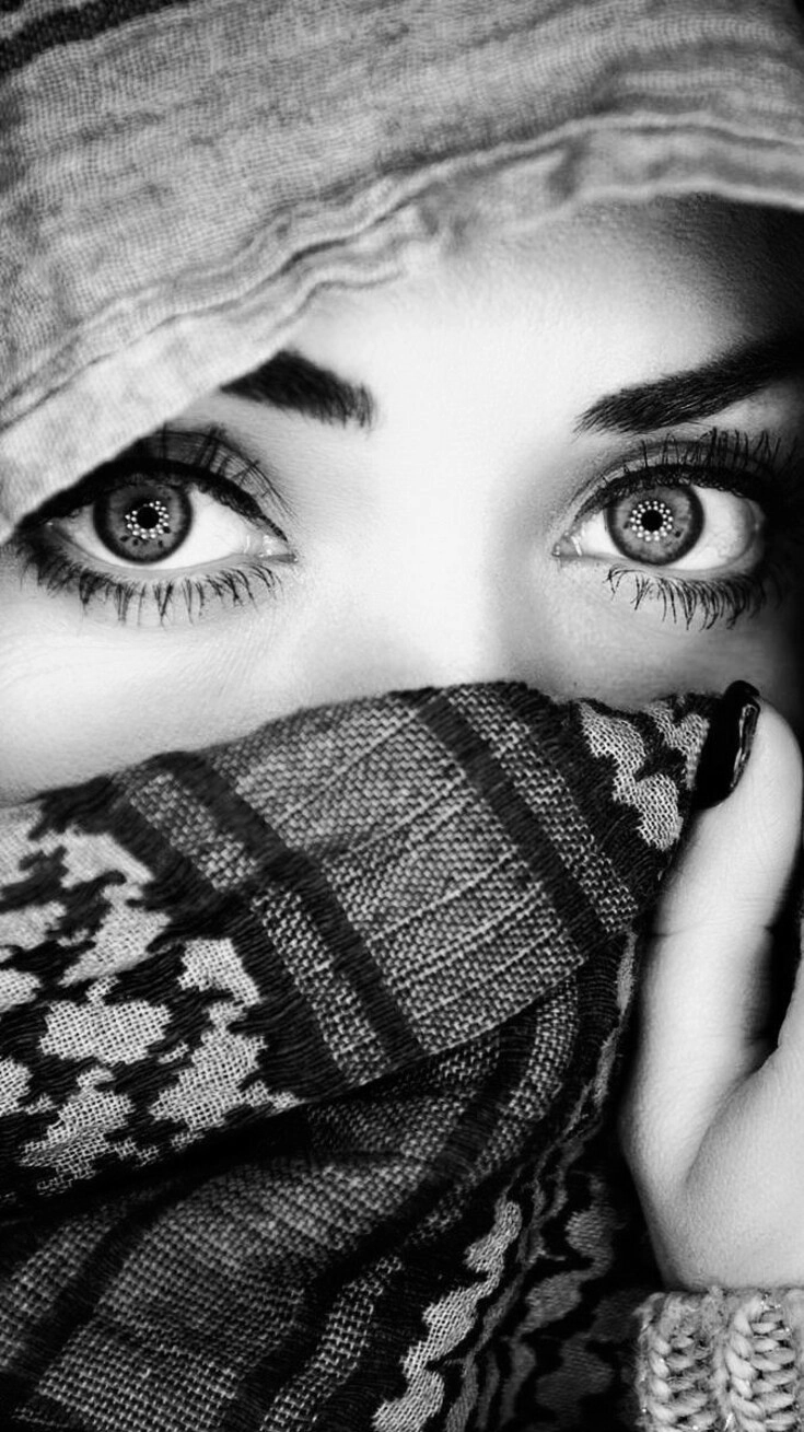 cute girl eyes dp