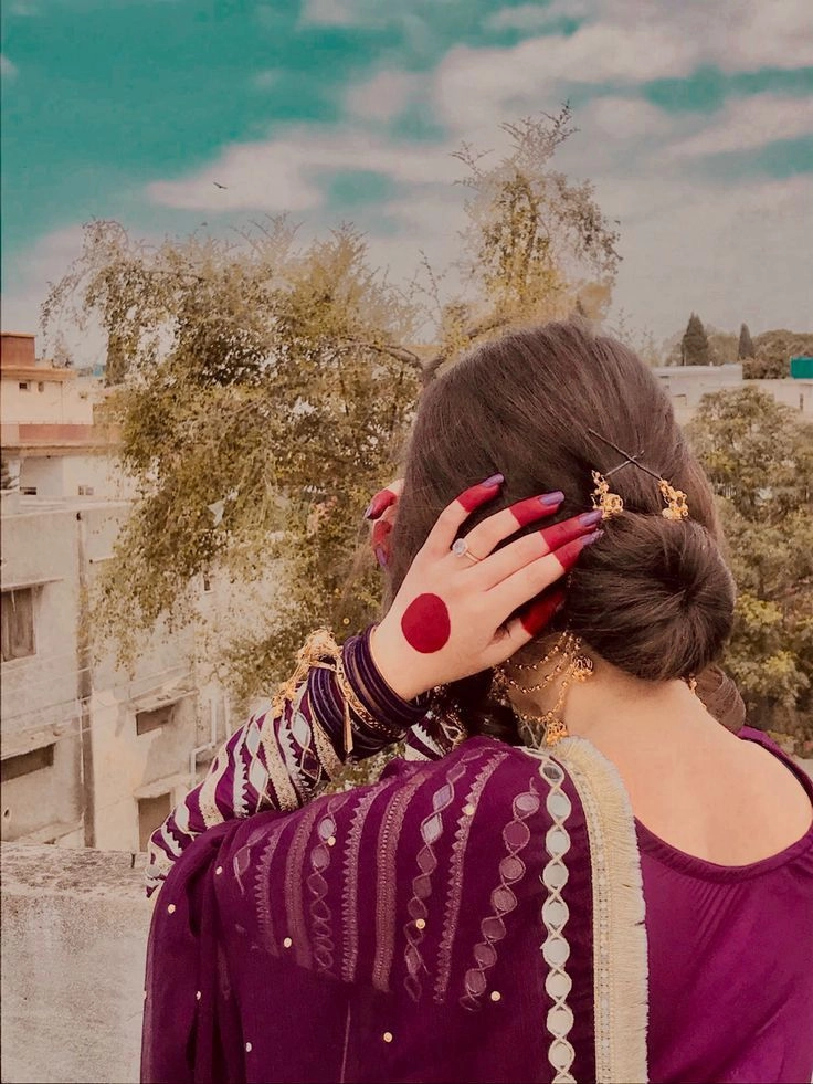 aesthetic hidden face dp for girls