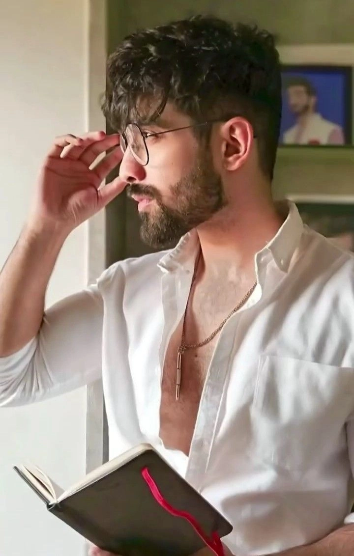 indoor cool boys dp