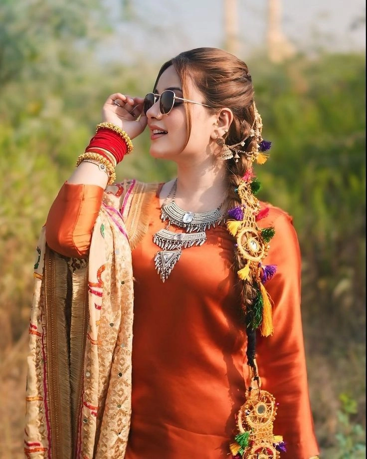 light makeup punjabi girl dp