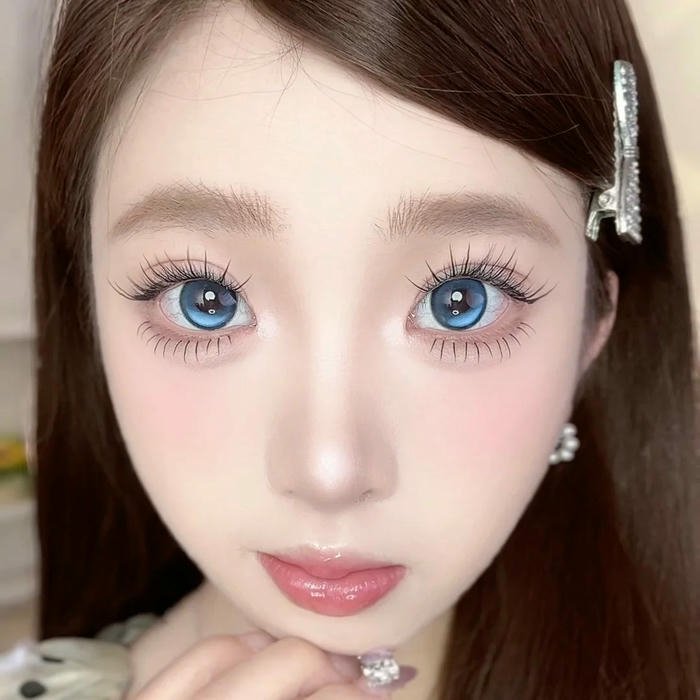 pretty Girls Eyes DP