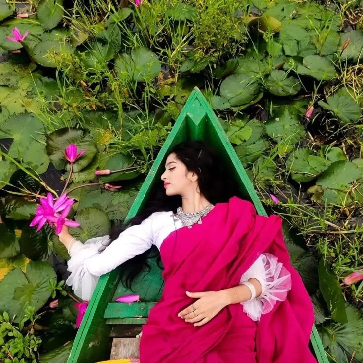 punjabi jutti girl dp