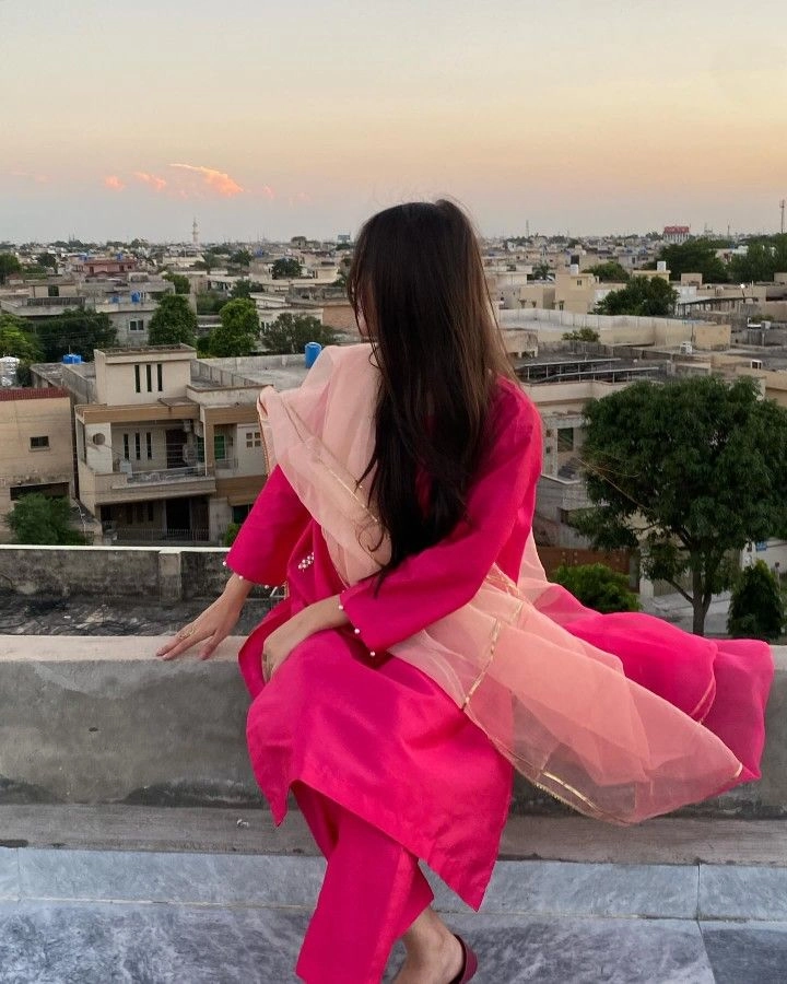 punjabi suit girl images download