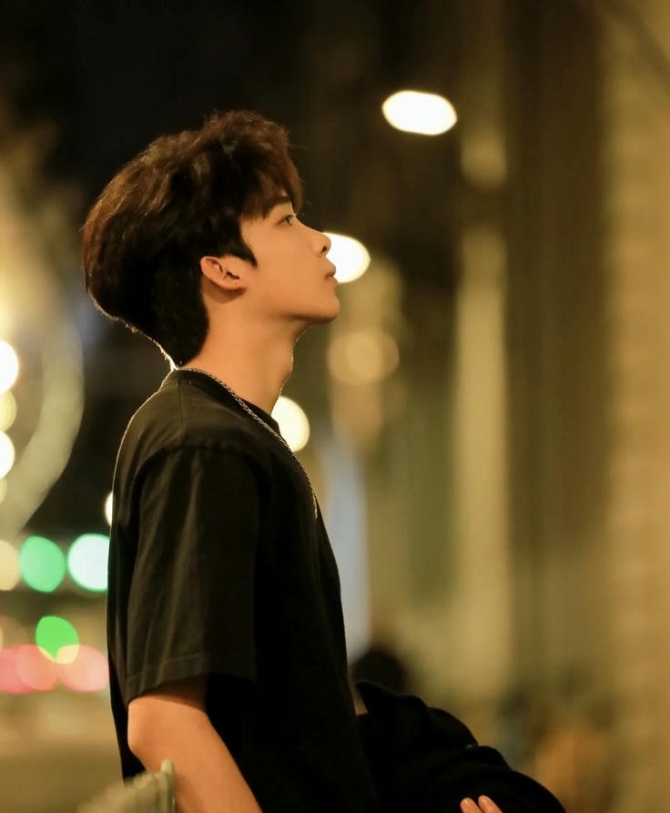 soft emotional boy dp for expressing mood off