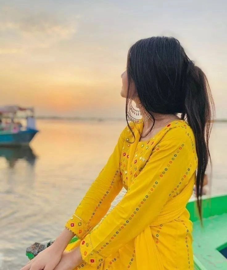yellow dp photos