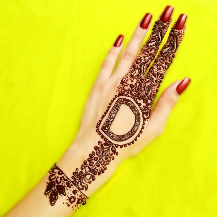D mehndi designs cute letter henna design for beginners