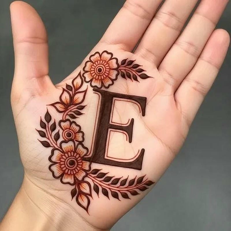 E mehndi Designs modern bridal mehndi look