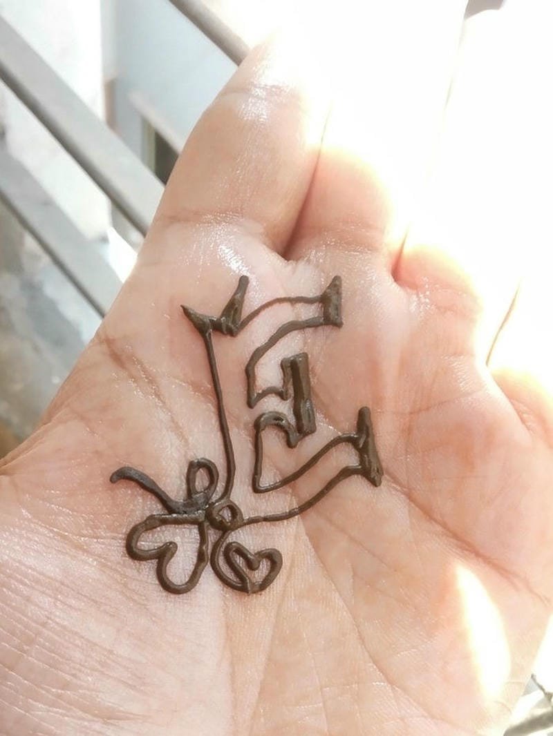 E mehndi Designs stylish mehndi hand design