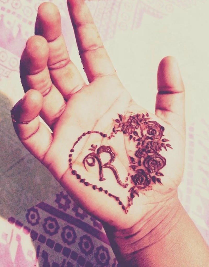 R Mehndi Designs front hand inspiration