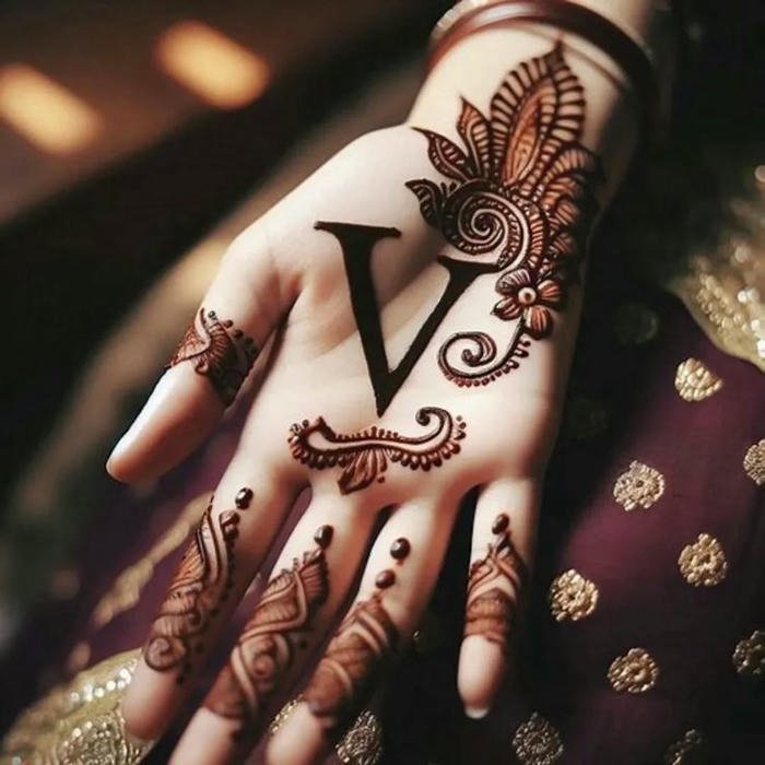 V letter Mehndi Design