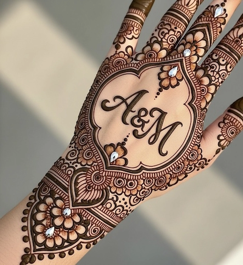 a and m mehndi design