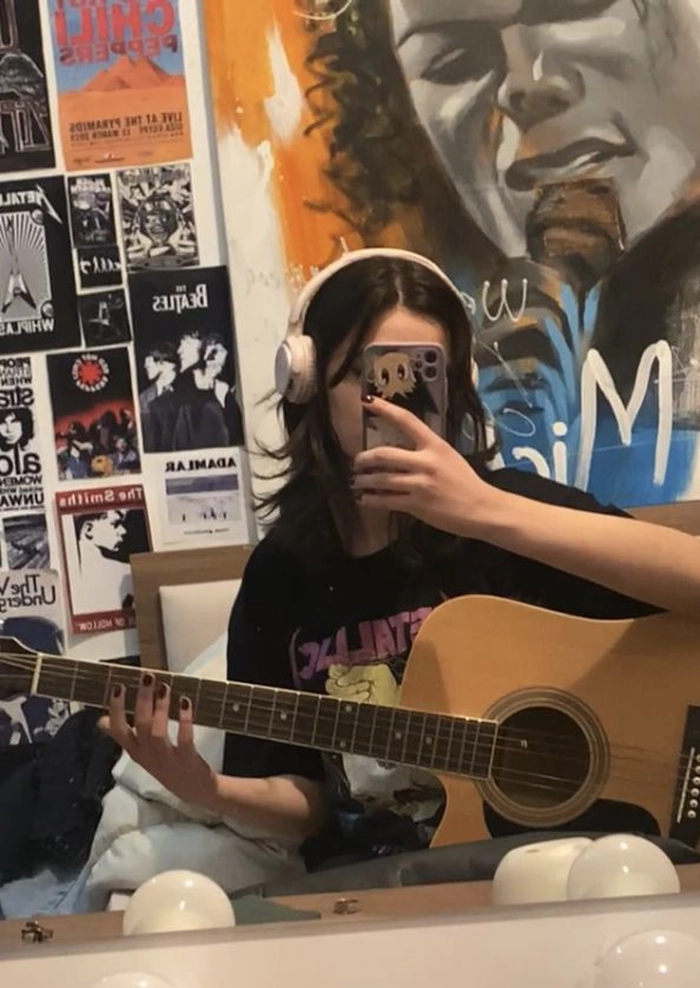 aesthetic guitar dp