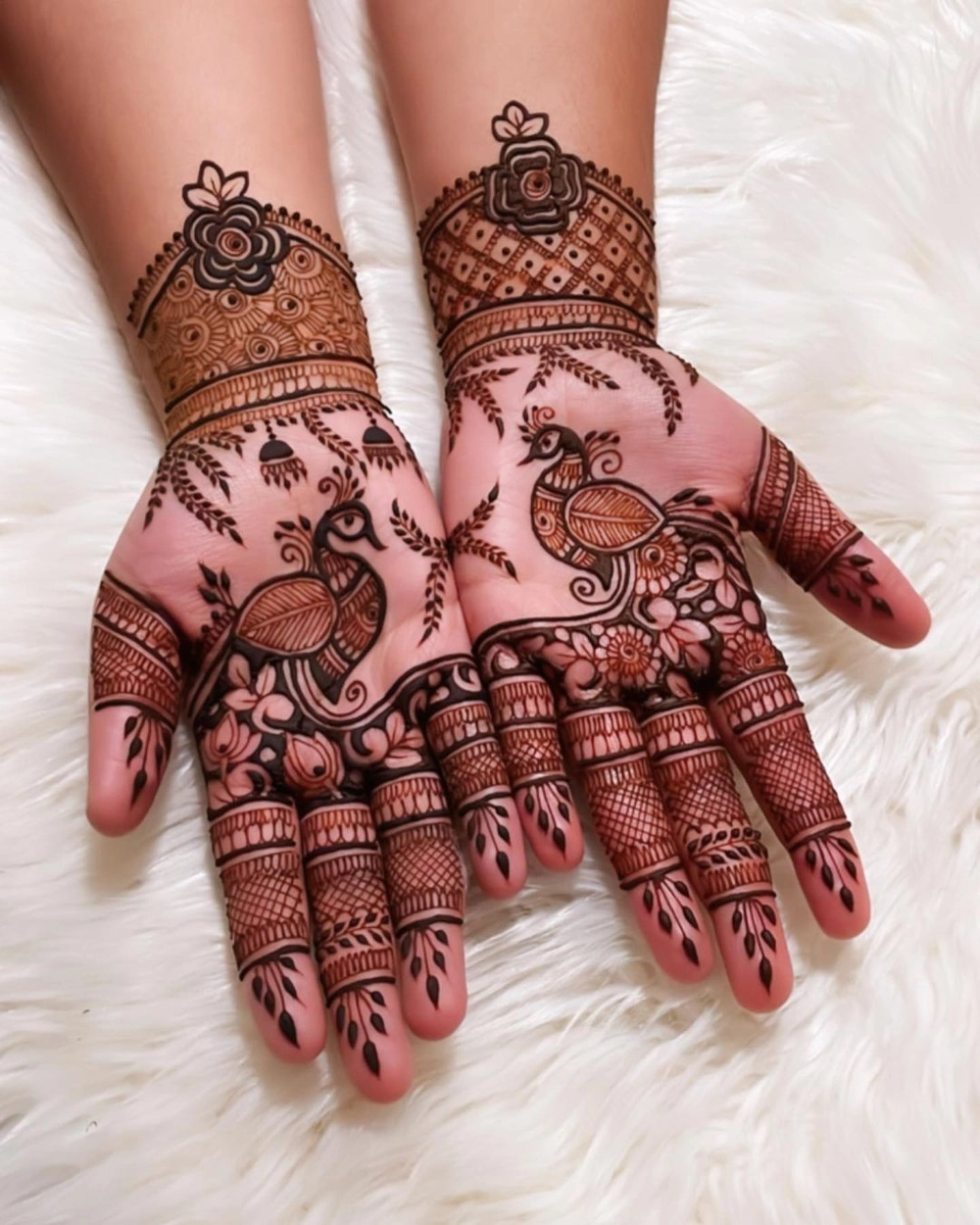 arabic raksha bandhan simple royal front hand mehndi design