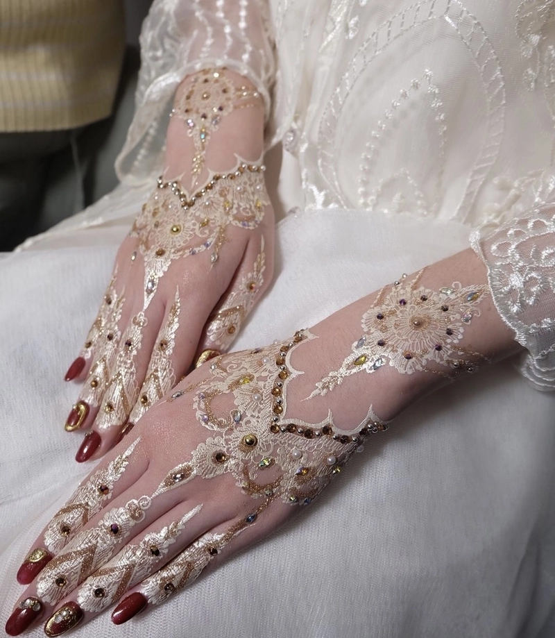 bridal stylish back hand mehndi design simple