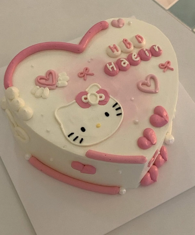 cake birthday for whatsapp dp