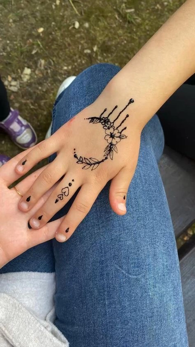 cartoon mehndi designs for kids