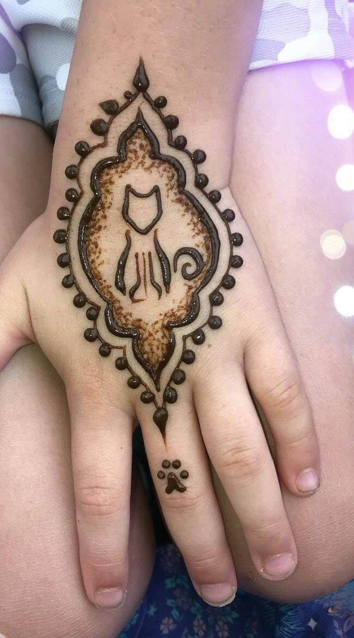 cat mehndi design arabic