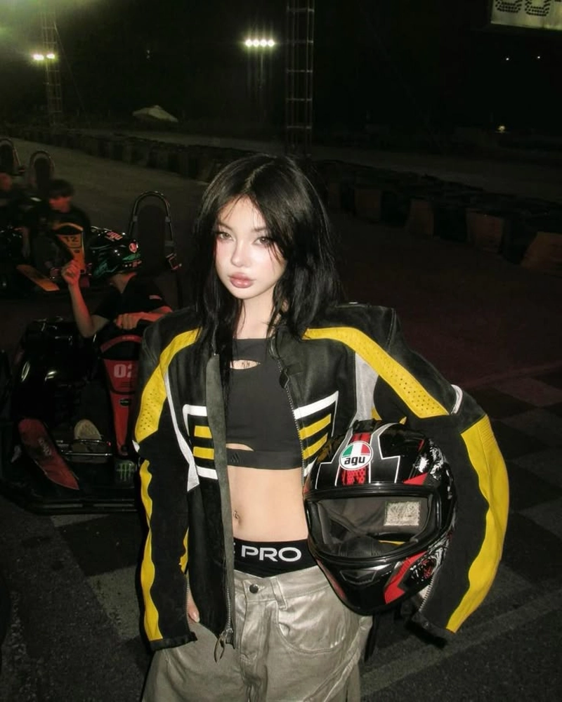 cute bad girl dp