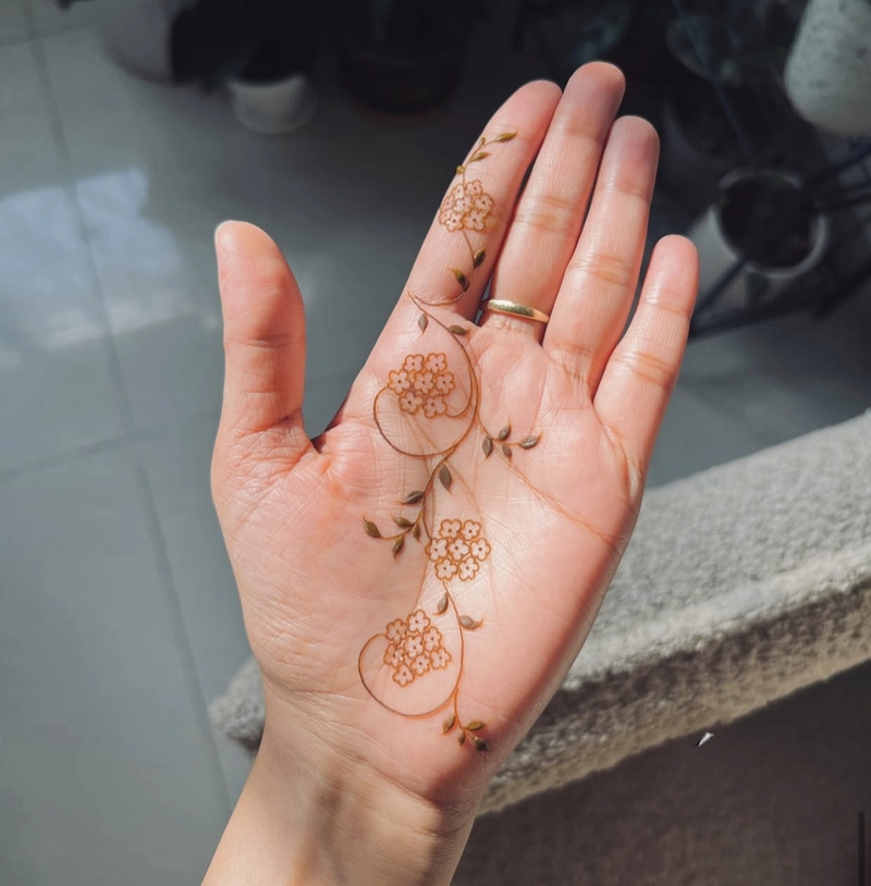 easy floral mehndi