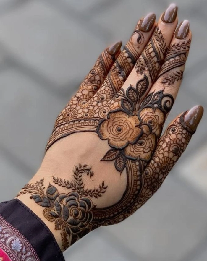 easy mehndi design upper hand
