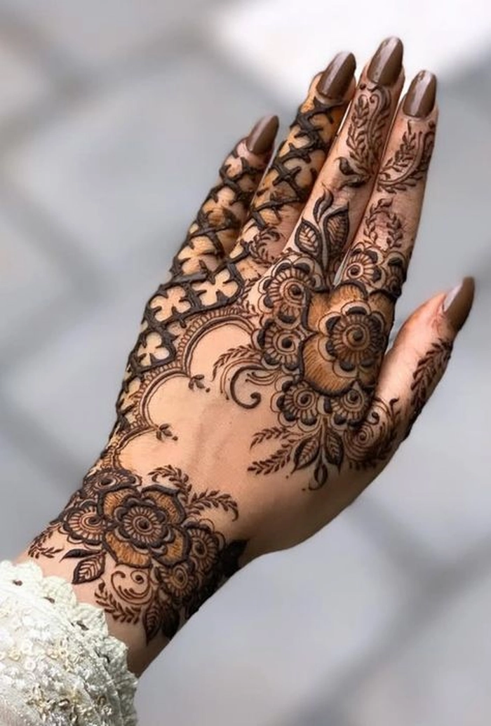 easy mehndi designs upper hand