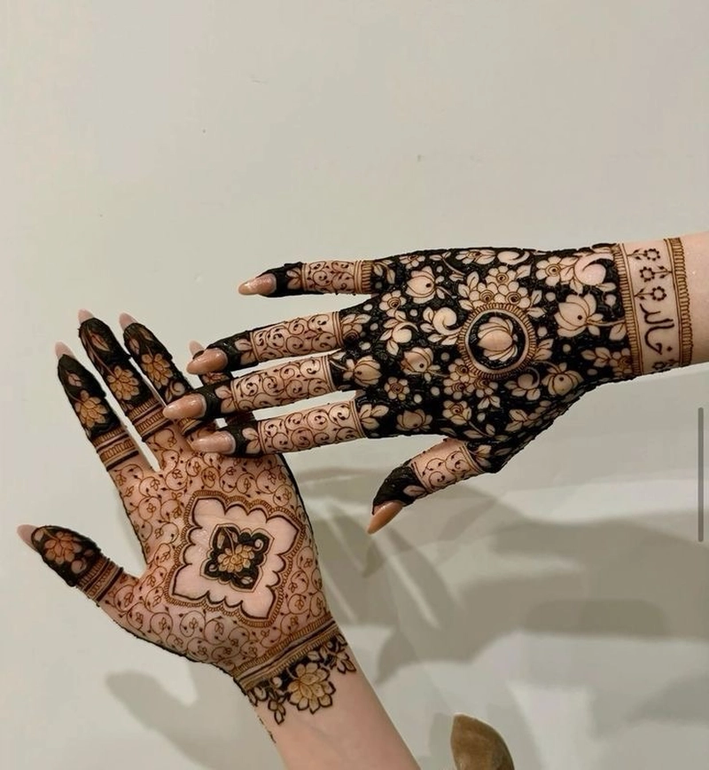 full hand lotus mehndi design