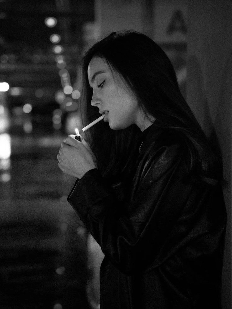 girls smoking dp
