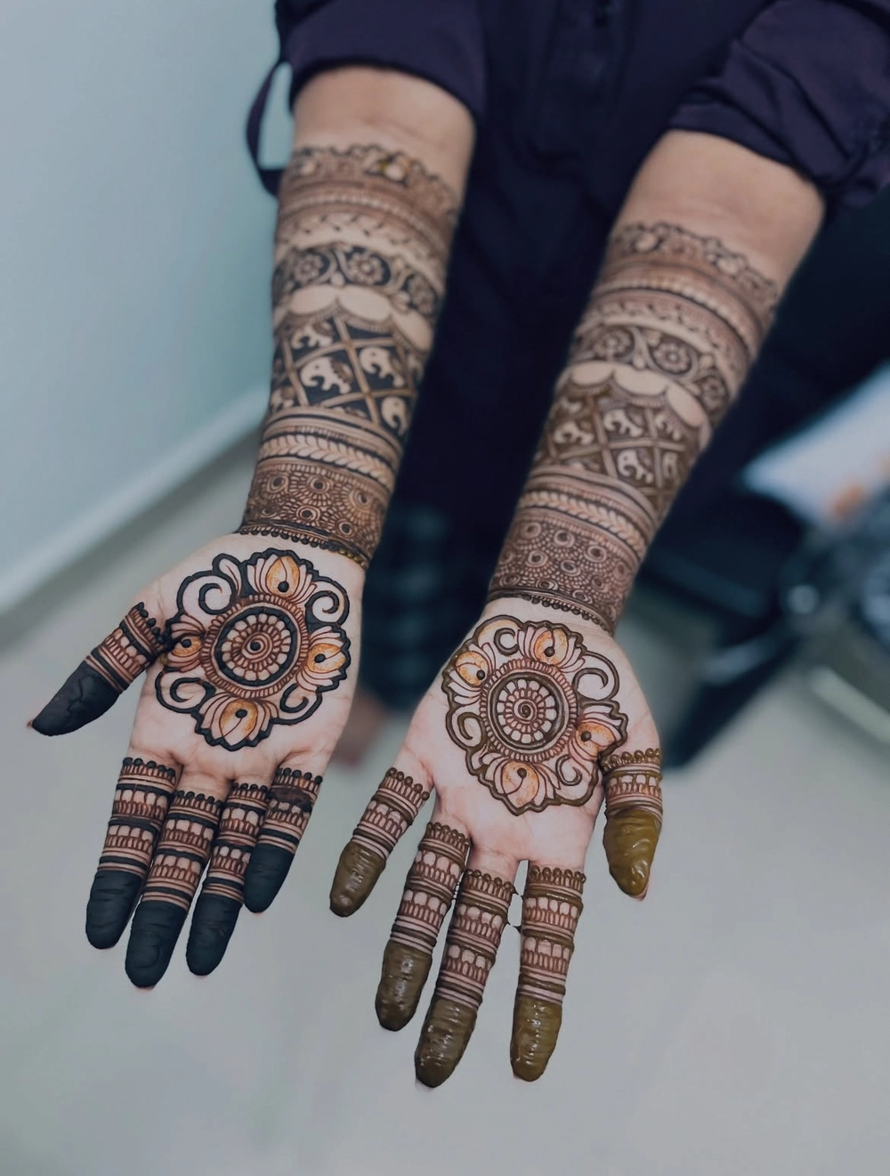 gol full mehndi design