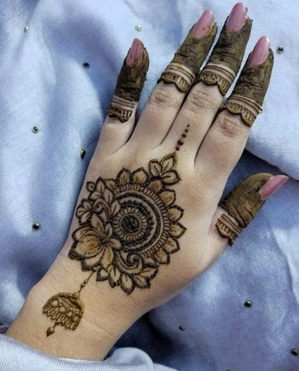 gol mehndi design photo simple and beautiful full hand